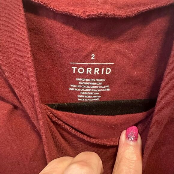 Torrid Mock Neck Sleeveless Cotton Blend Stretch Foxy Tank Top Red Size 2 - Picture 3 of 5